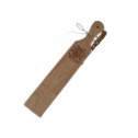 Tagliere in legno con coltello