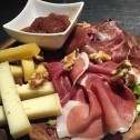 Tagliere di salumi  valdostani e Fontina DOP