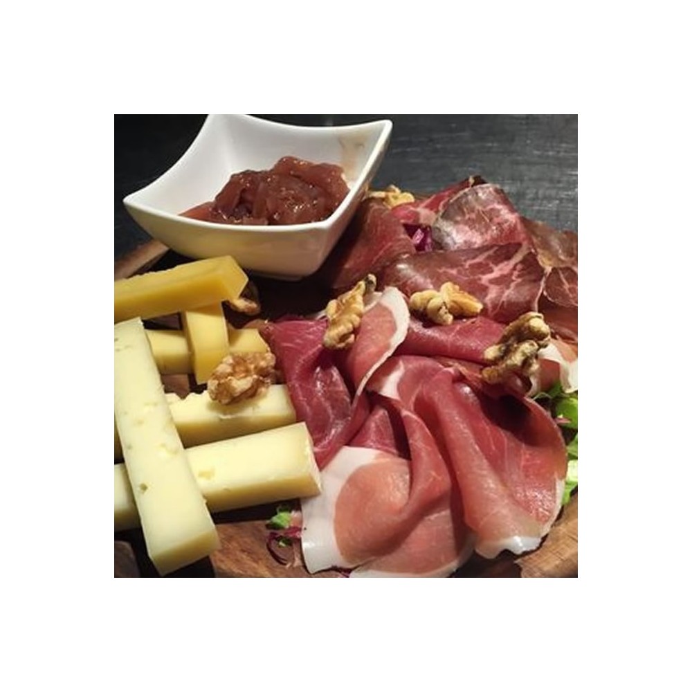 Tagliere di salumi  valdostani e Fontina DOP